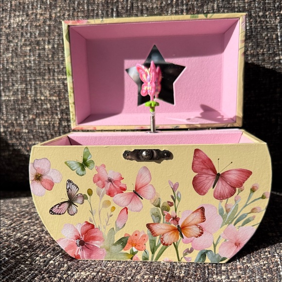 Yellow Floral Butterfly Handbag with Pearl Handle - Picture 2 of 6